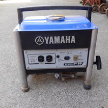 ヤマハ　発電機　EF900FW（50HZ)